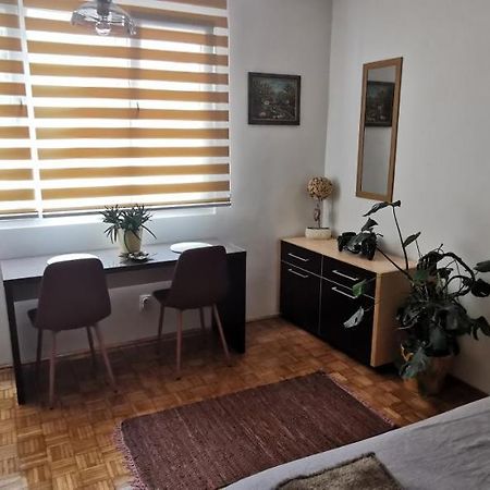 Stan Na Dan Predah Appartement Užice Buitenkant foto